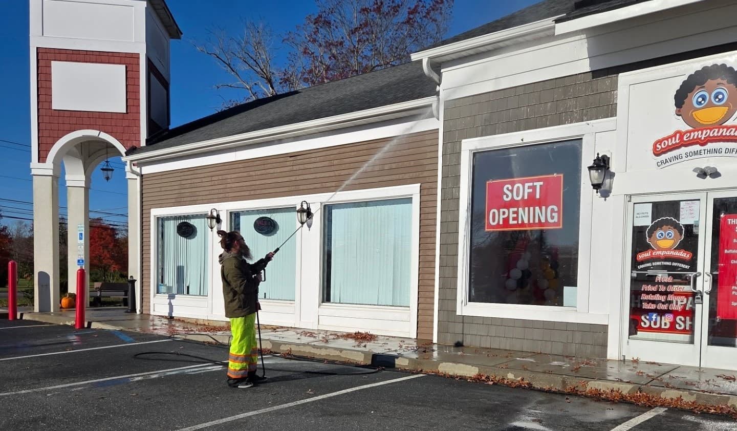 Payne's Pressure Washing - Pressure Washer Marketing - Banner
